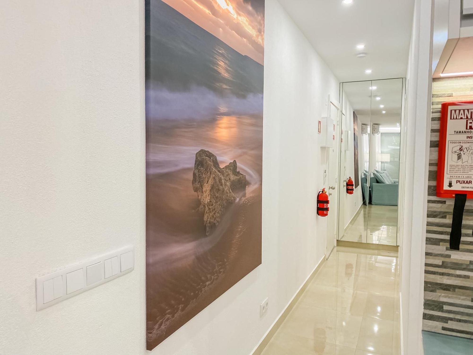 Luxury 2 Min Beach With Balcony, Ocean View, Wifi, Ac, Smarttv Portimão Exteriör bild