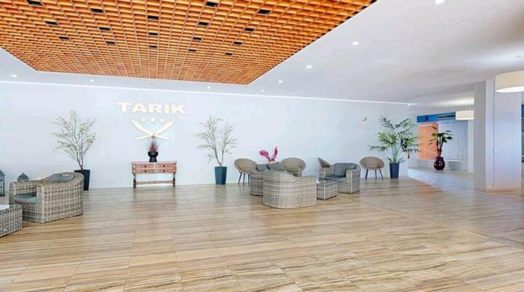 Luxury 2 Min Beach With Balcony, Ocean View, Wifi, Ac, Smarttv Portimão Exteriör bild