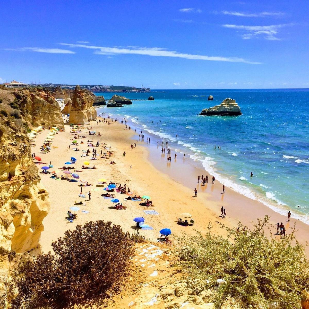 Luxury 2 Min Beach With Balcony, Ocean View, Wifi, Ac, Smarttv Portimão Exteriör bild