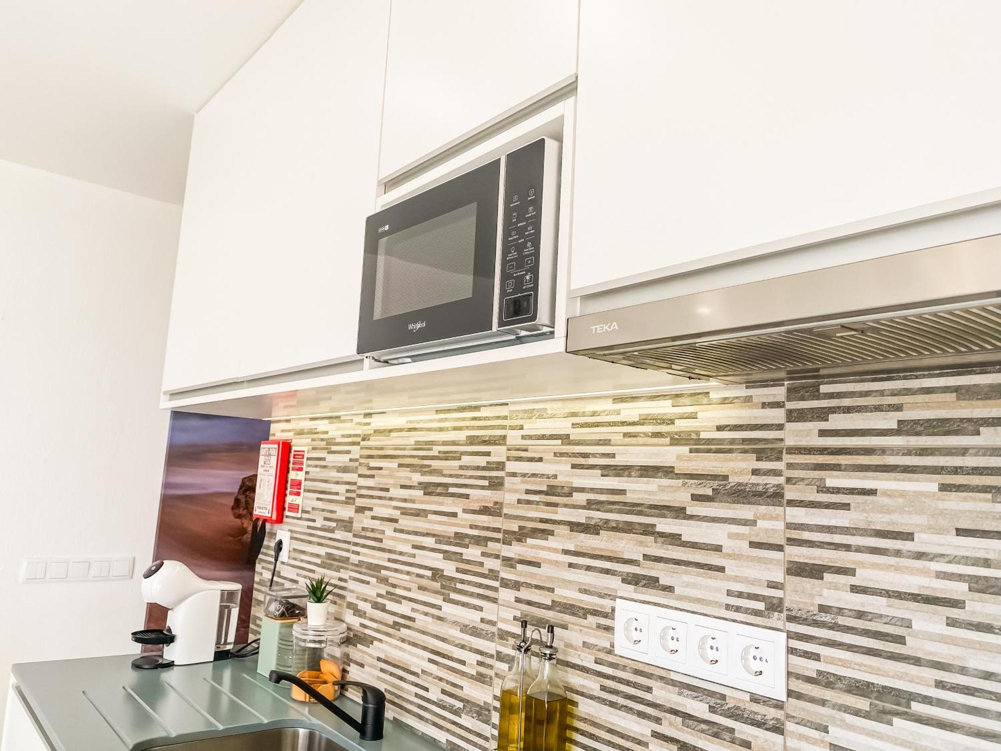 Luxury 2 Min Beach With Balcony, Ocean View, Wifi, Ac, Smarttv Portimão Exteriör bild